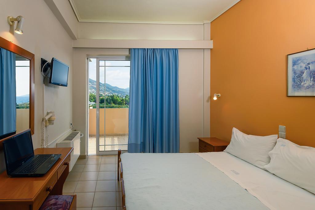 Hotel Fotini Kalamáta Szoba fotó