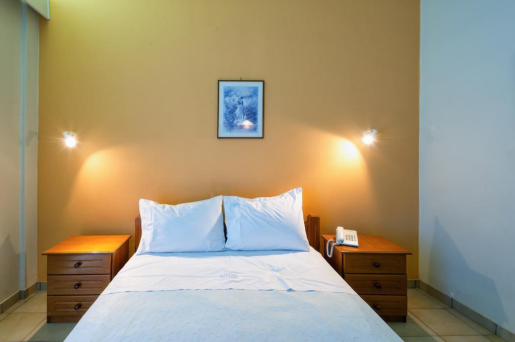 Hotel Fotini Kalamáta Szoba fotó