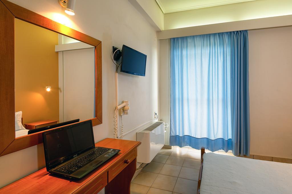 Hotel Fotini Kalamáta Szoba fotó