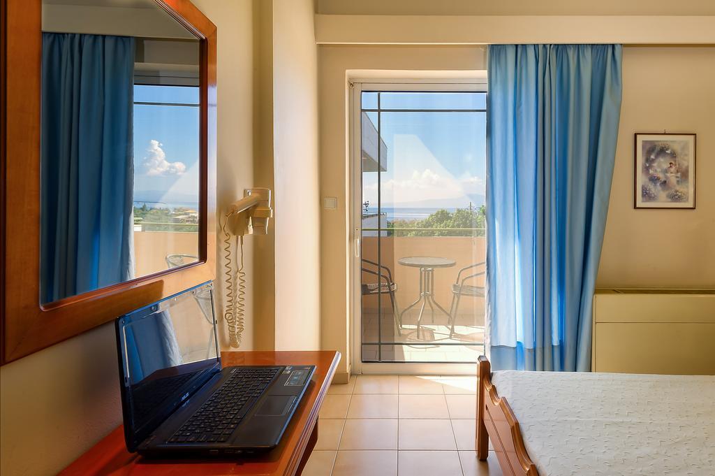 Hotel Fotini Kalamáta Szoba fotó